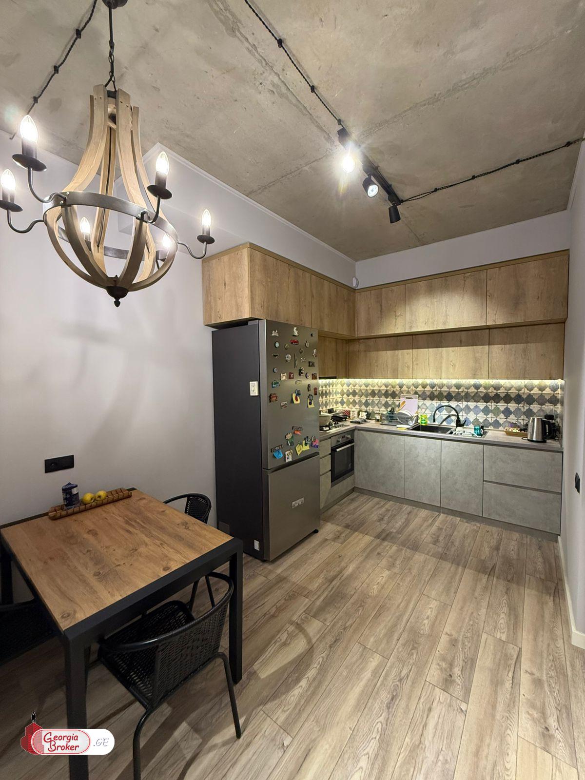 nearly repaired 3-room apartment for sale